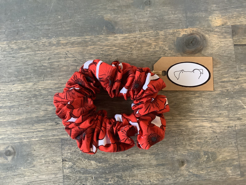 THE DOG SHOP - POPPY PRINT SCRUNCHIE