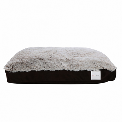 KORT & CO. FUNKY FUR PILLOW BED 44" X 36"